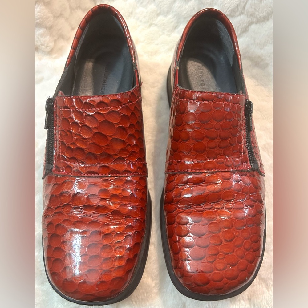 Naturalizer Clarissa Red Patent Leather Croc Slip on Loafer women’s size 10.5M - Picture 3 of 13